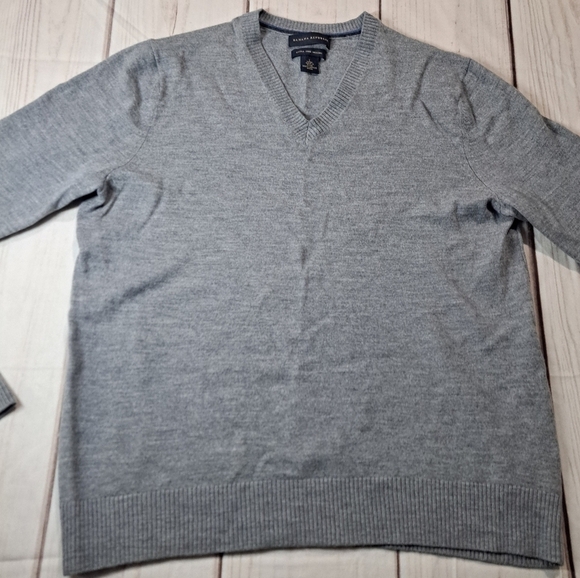 Banana Republic Extra Fine Merino Wool V Neck Sweatshirt Base Layer Size L - Picture 3 of 8